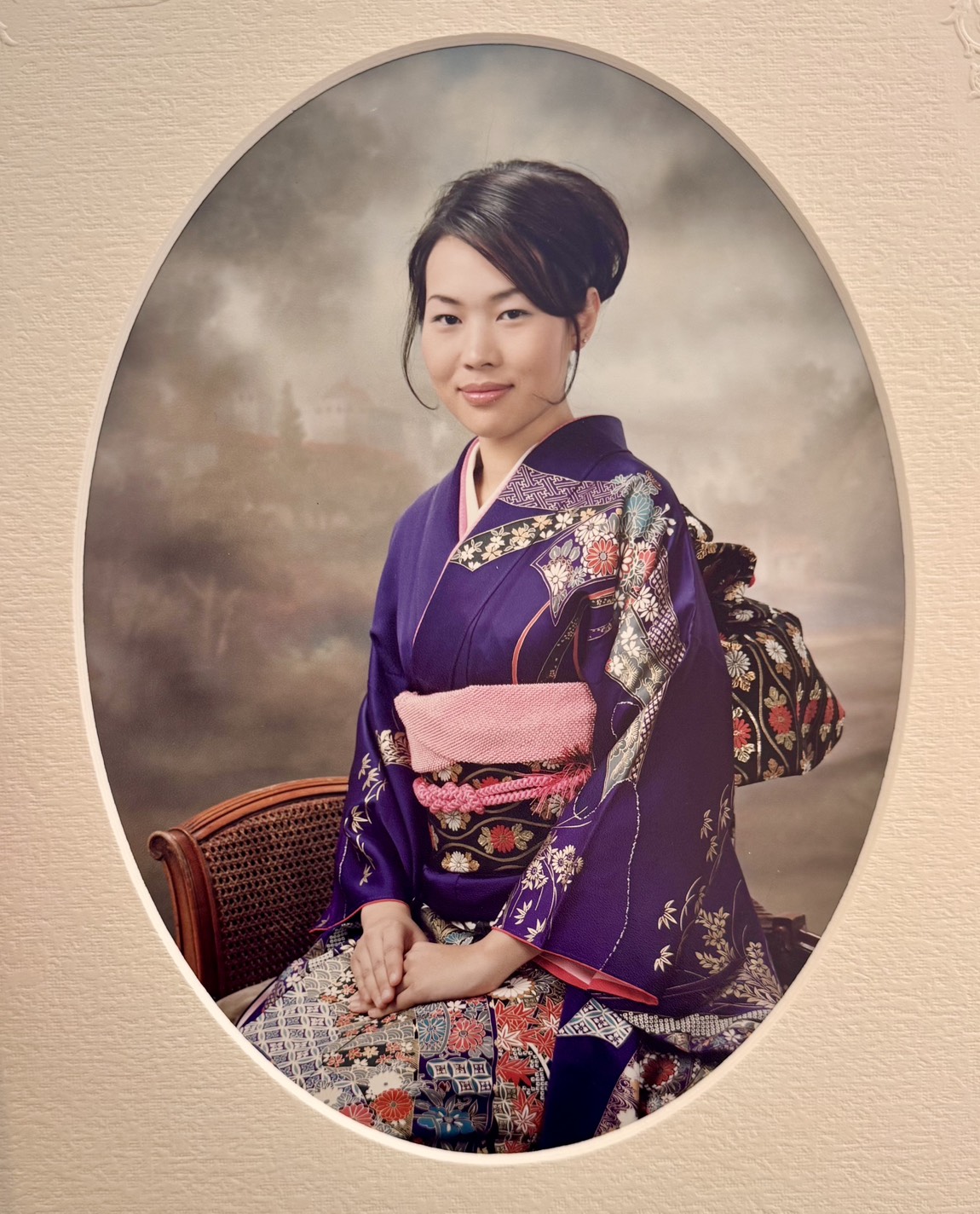 着物姿のウドムマナさん